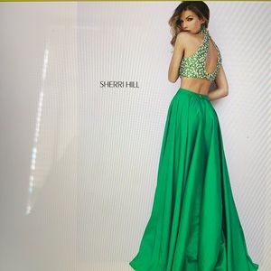 Sherri Hill 32020